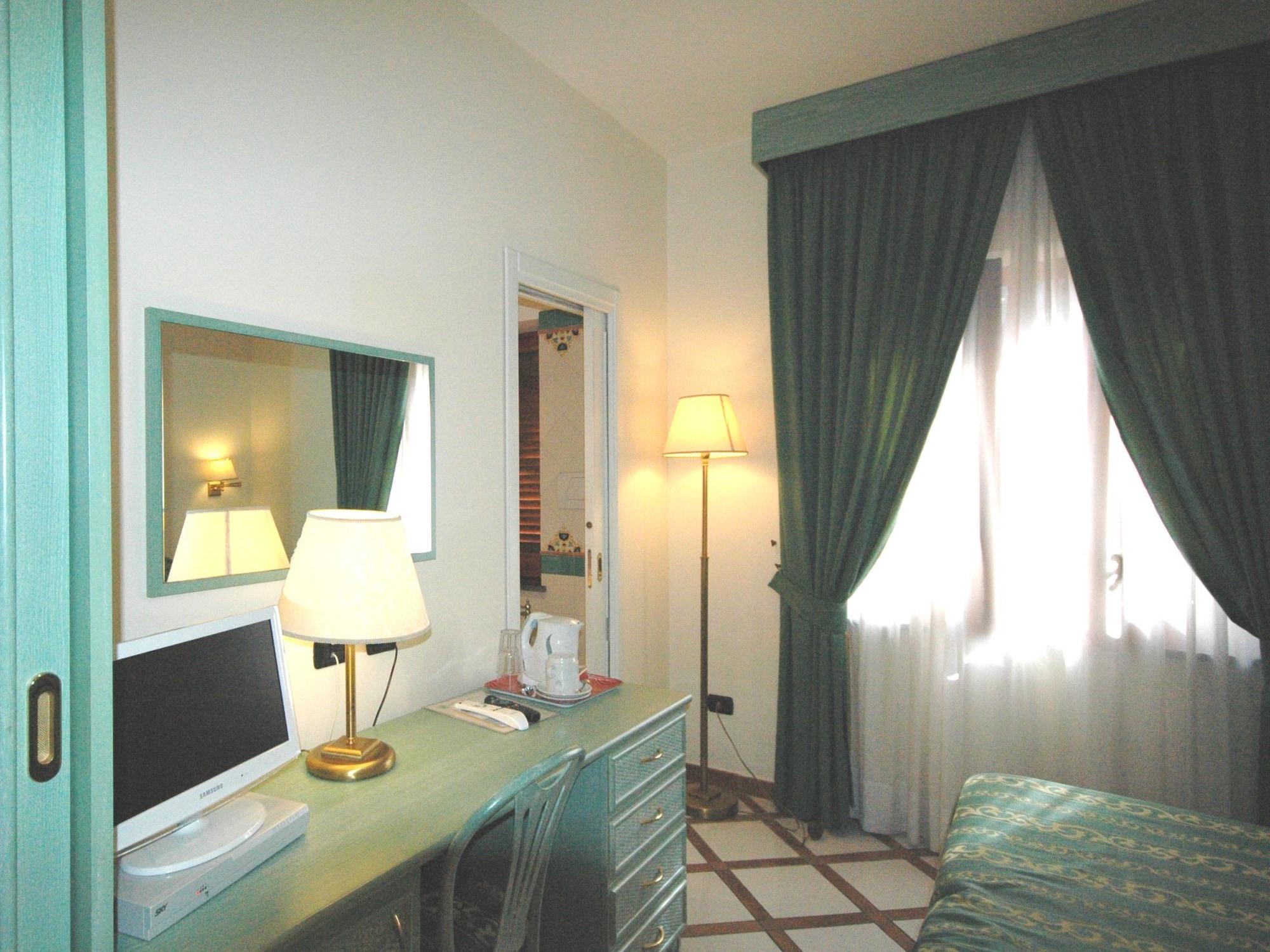 Residence Villaggio Verde Sorrento Exterior photo