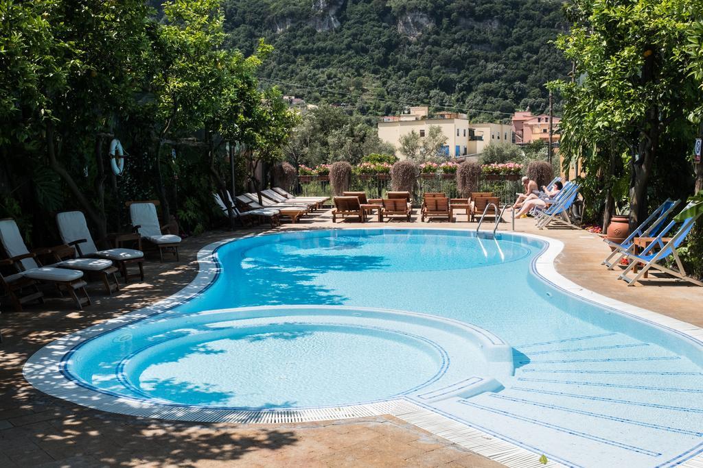 Residence Villaggio Verde Sorrento Exterior photo